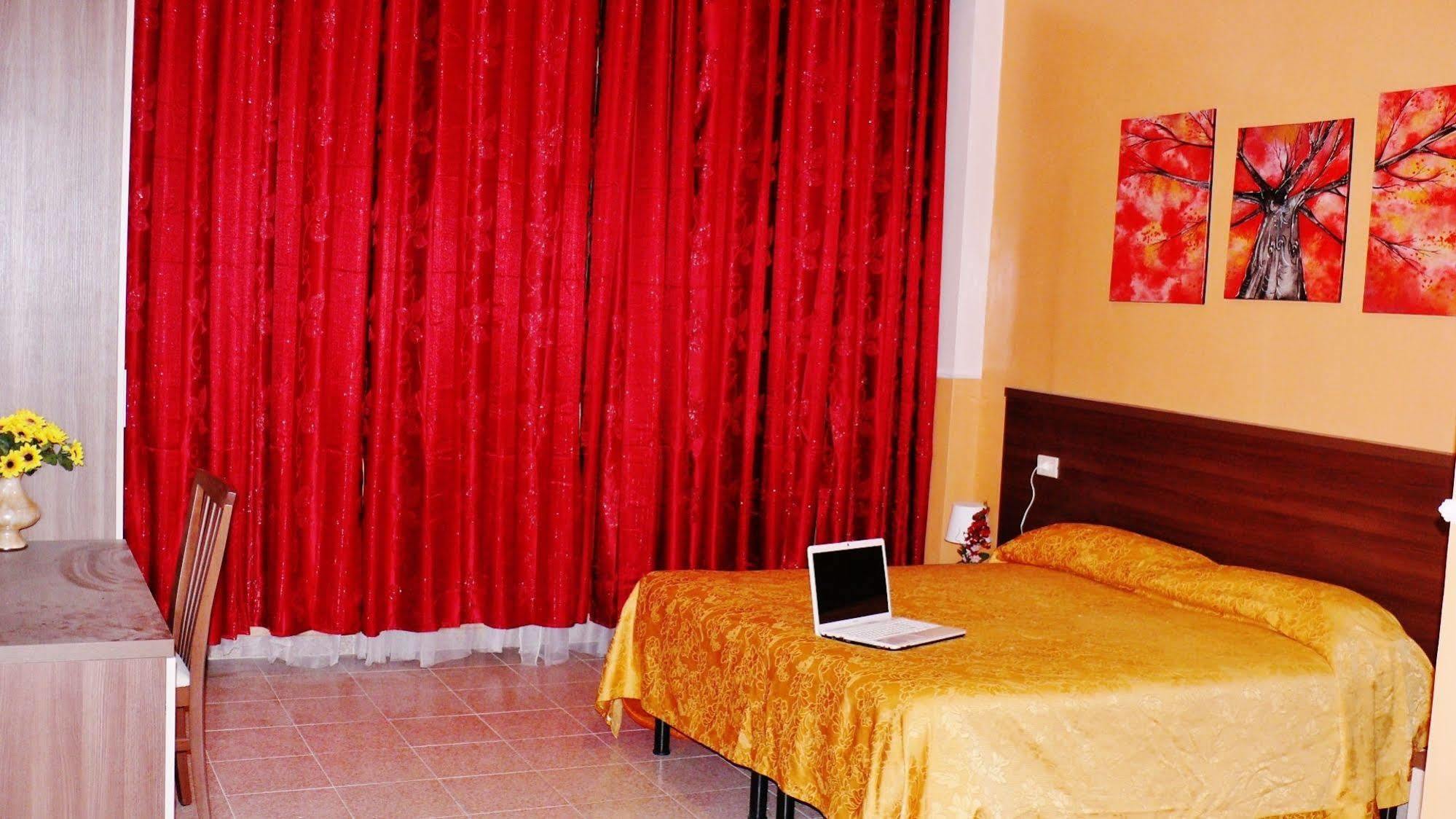 Hotel Leone Rome Exterior photo
